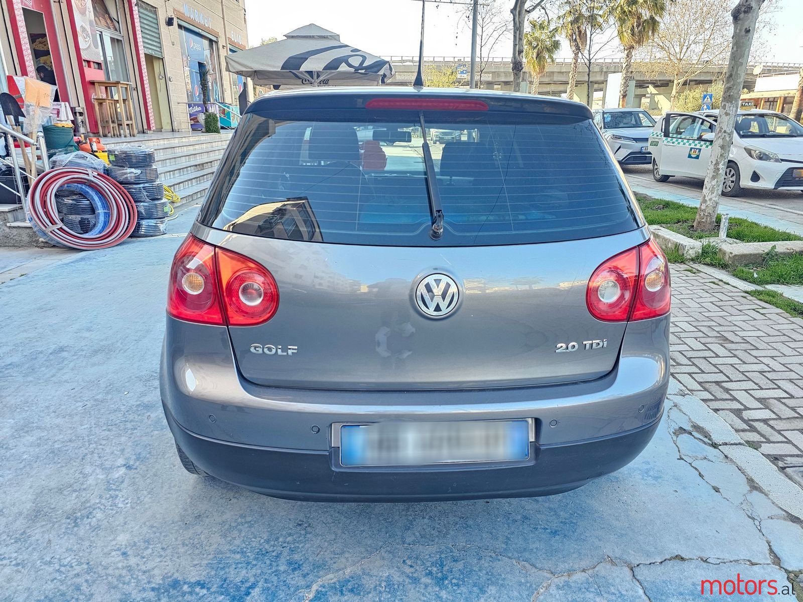 2005' Volkswagen Golf photo #4