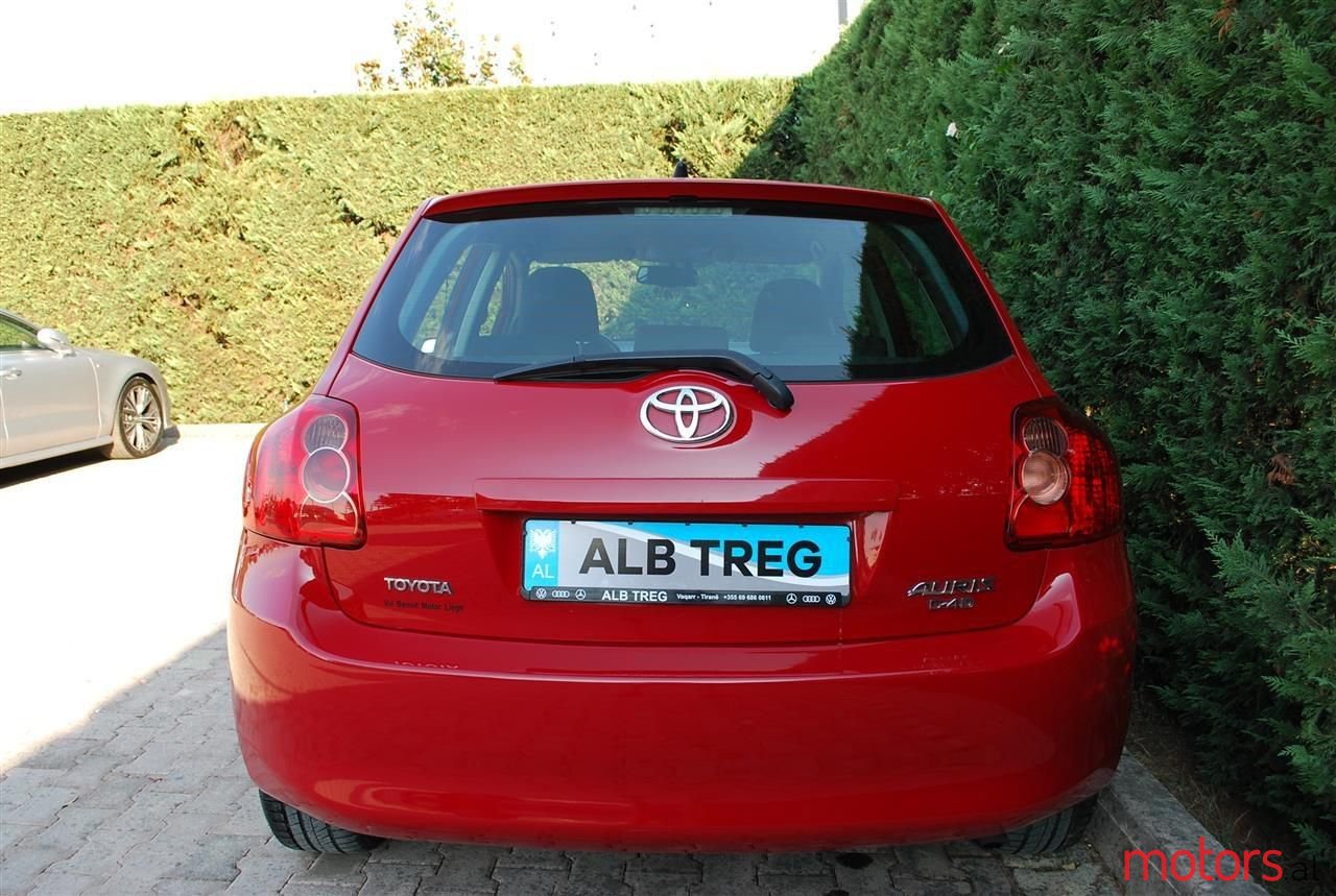 2007' Toyota Auris photo #4