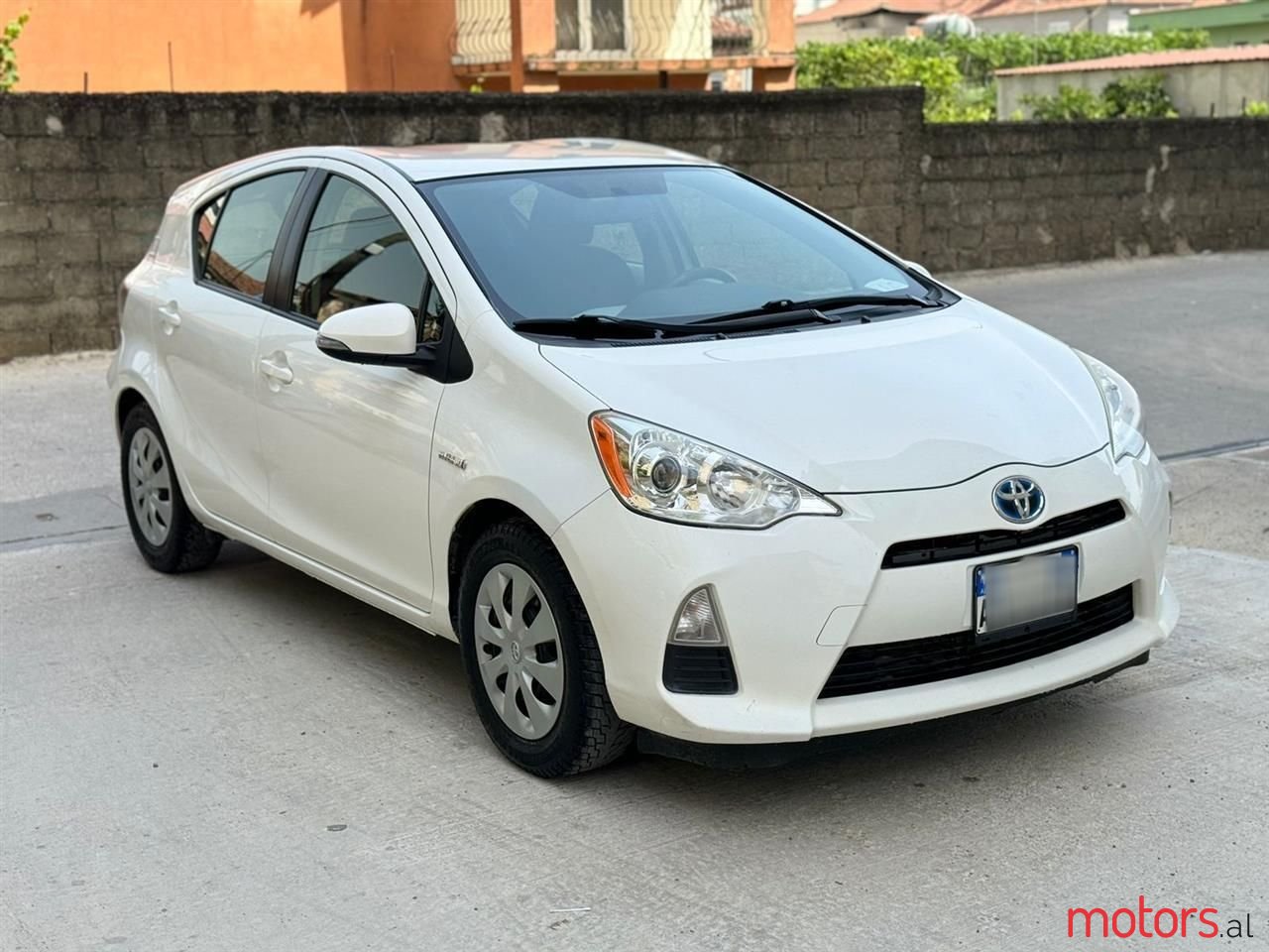 2013' Toyota Yaris photo #1