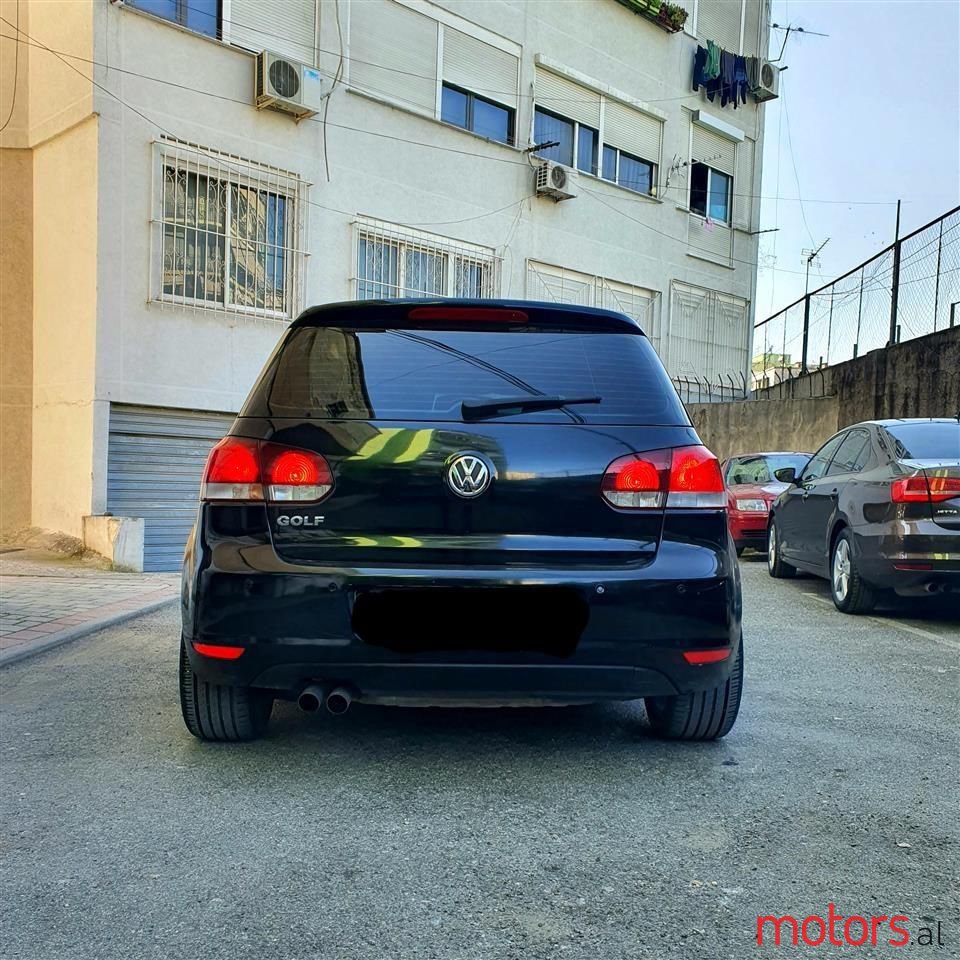 2014' Volkswagen Golf photo #3