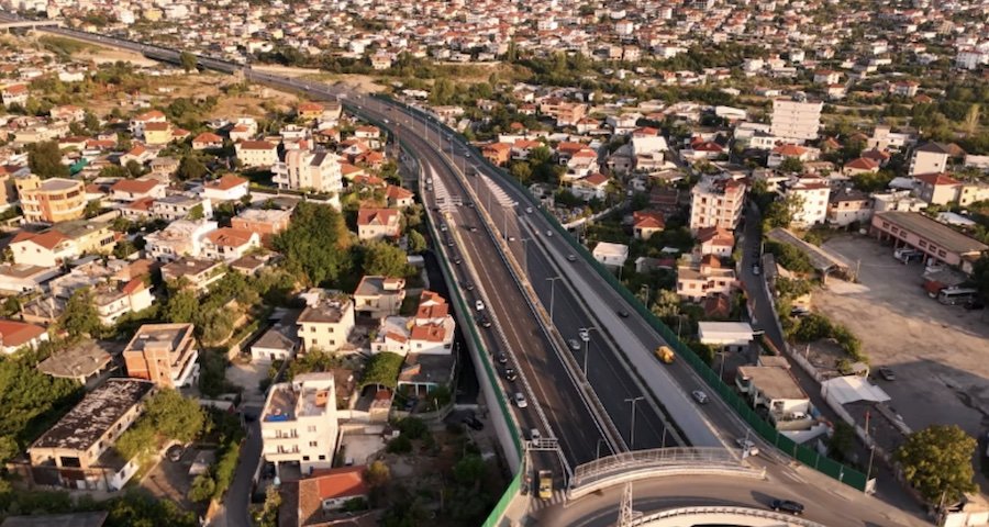 “Buqetë e infrastrukturës shqiptare”, Raman ndan pamjet: Rrugët kombëtare që kanë shkurtuar distancat