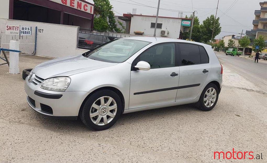 2006' Volkswagen Golf photo #1