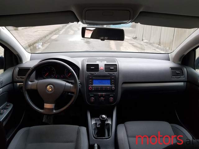 2004' Volkswagen Golf V photo #5