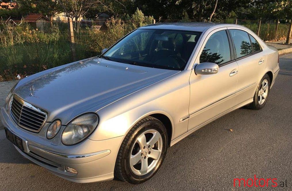 2003' Mercedes-Benz E 270 photo #1