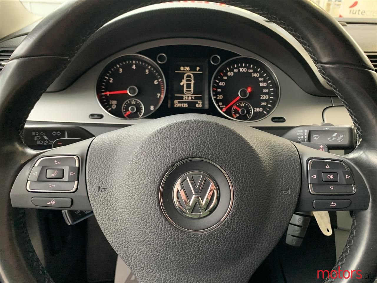 2010' Volkswagen Passat photo #6