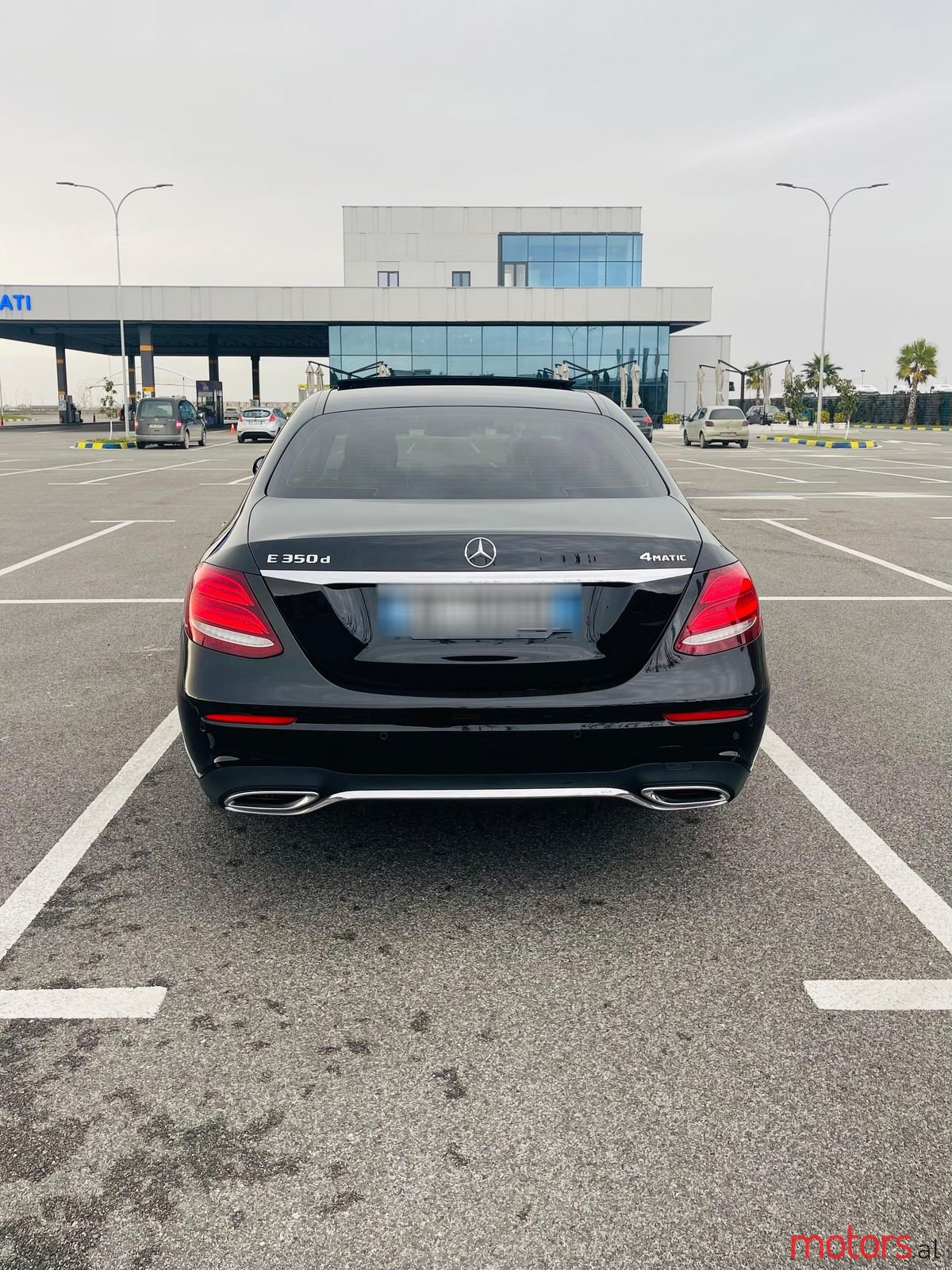 2017' Mercedes-Benz E 350 photo #3