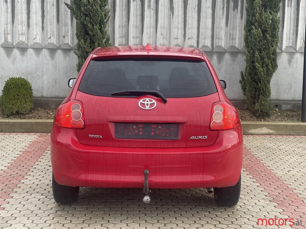 2010' Toyota Auris photo #2