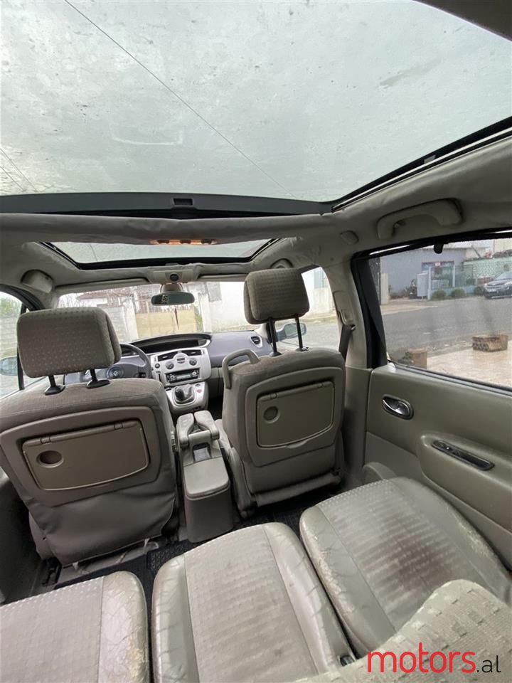 2004' Renault Grand Scenic photo #3