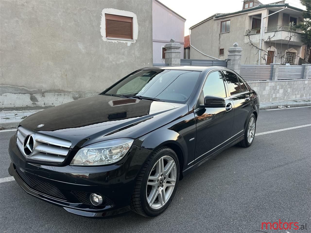 2010' Mercedes-Benz C 200 photo #1