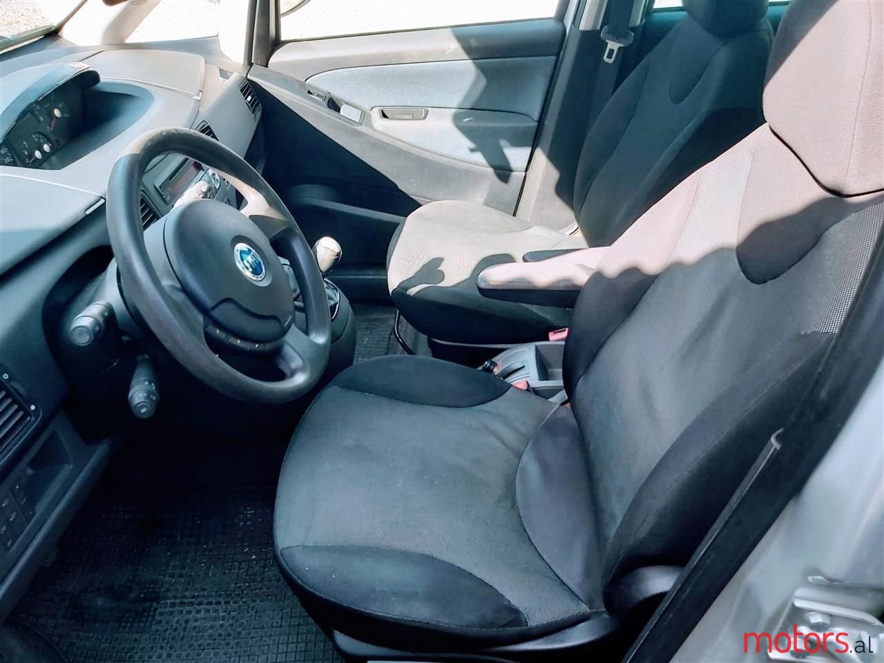 2008' Fiat Idea photo #6