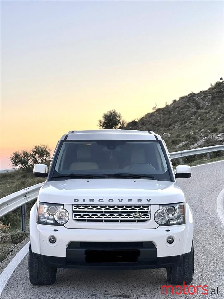 2010' Land Rover Discovery photo #2