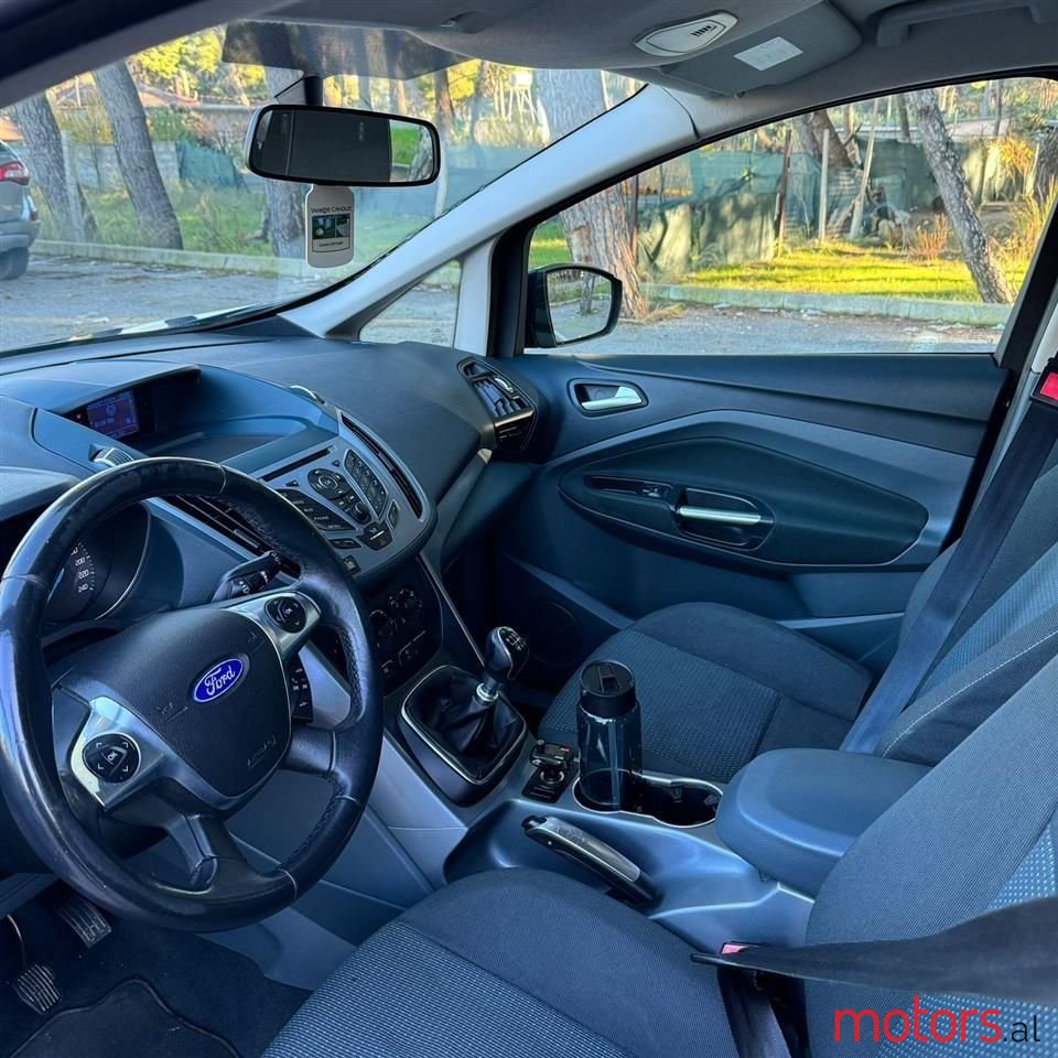 2012' Ford C-MAX photo #5