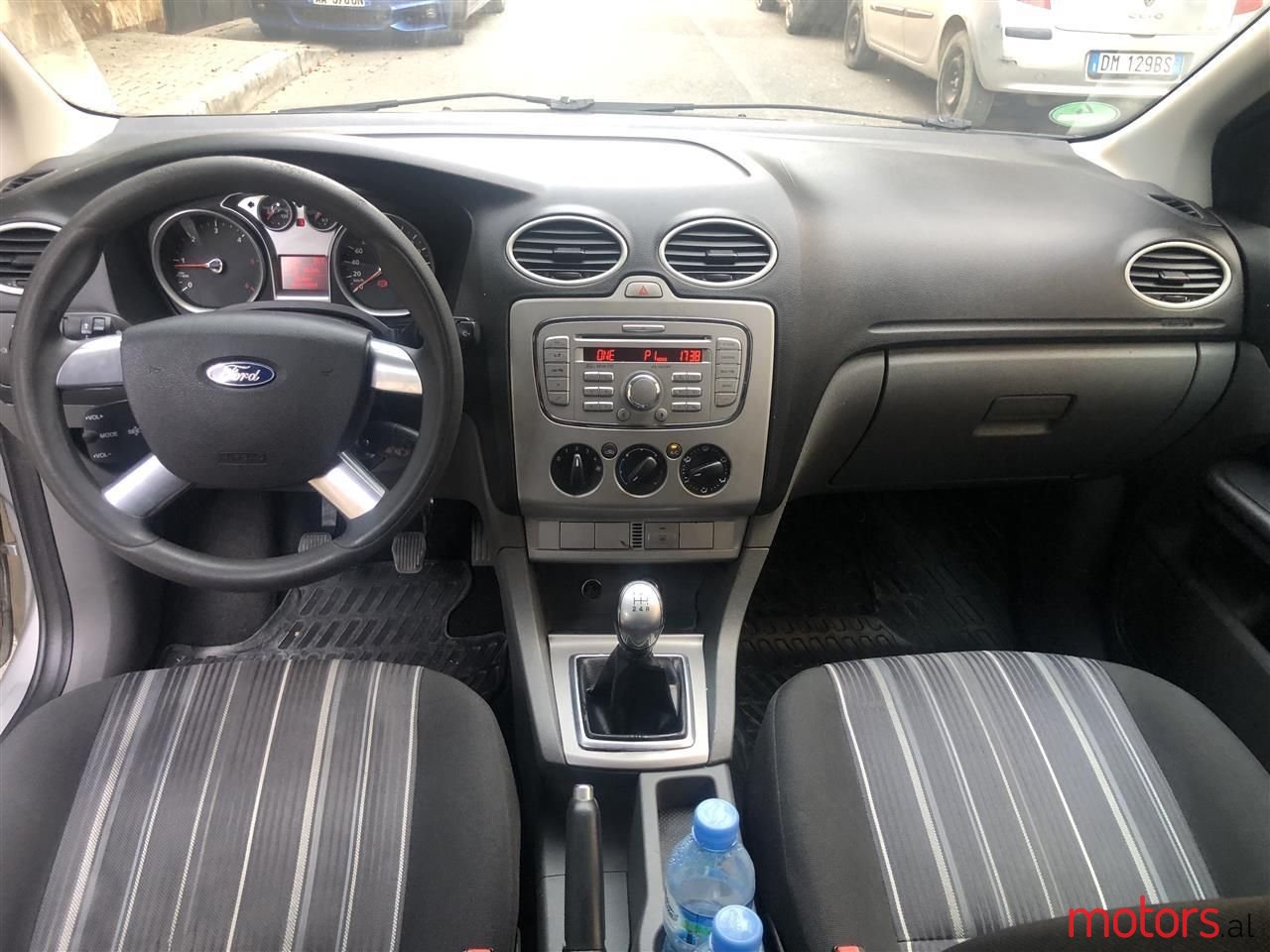 2009' Ford Focus photo #6