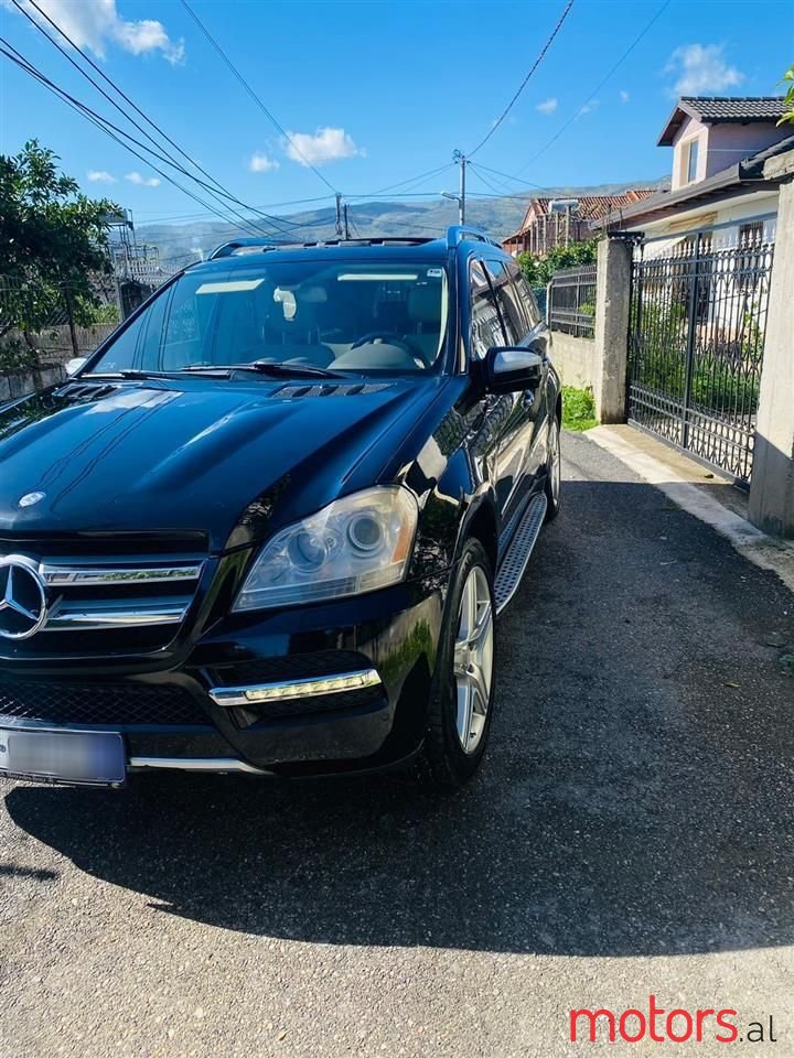 2010' Mercedes-Benz GL 350 photo #3