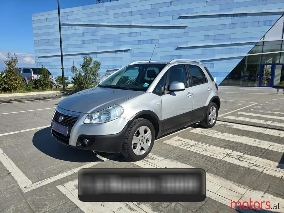 2009' Fiat Sedici photo #1