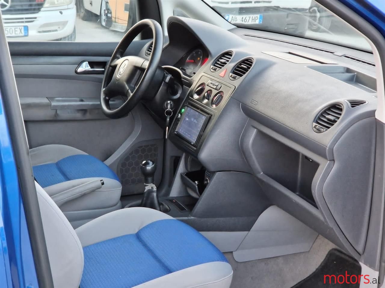 2006' Volkswagen Caddy photo #4