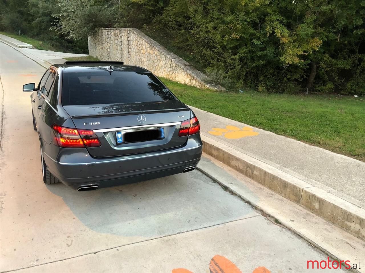 2010' Mercedes-Benz E 350 photo #3
