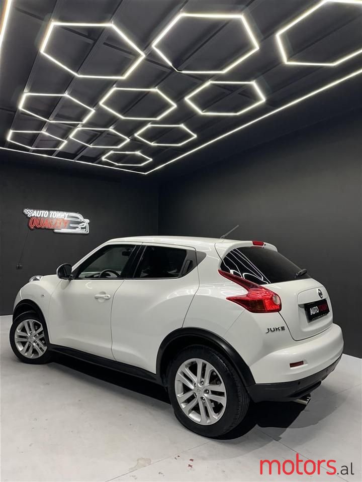 2013' Nissan Juke photo #2