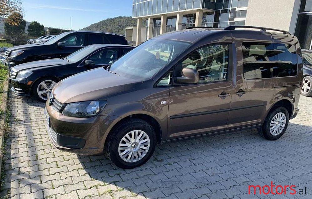 2013' Volkswagen Caddy photo #1