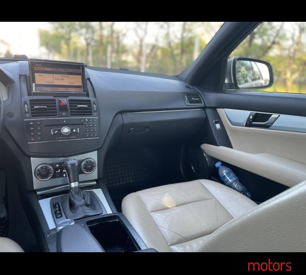 2008' Mercedes-Benz C 220 photo #5