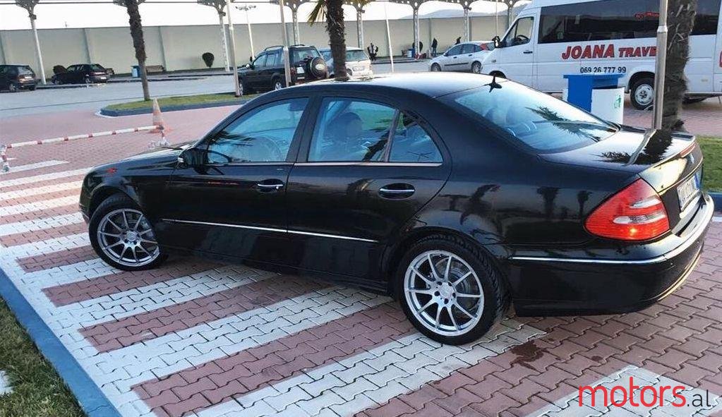 2003' Mercedes-Benz E 400 photo #2
