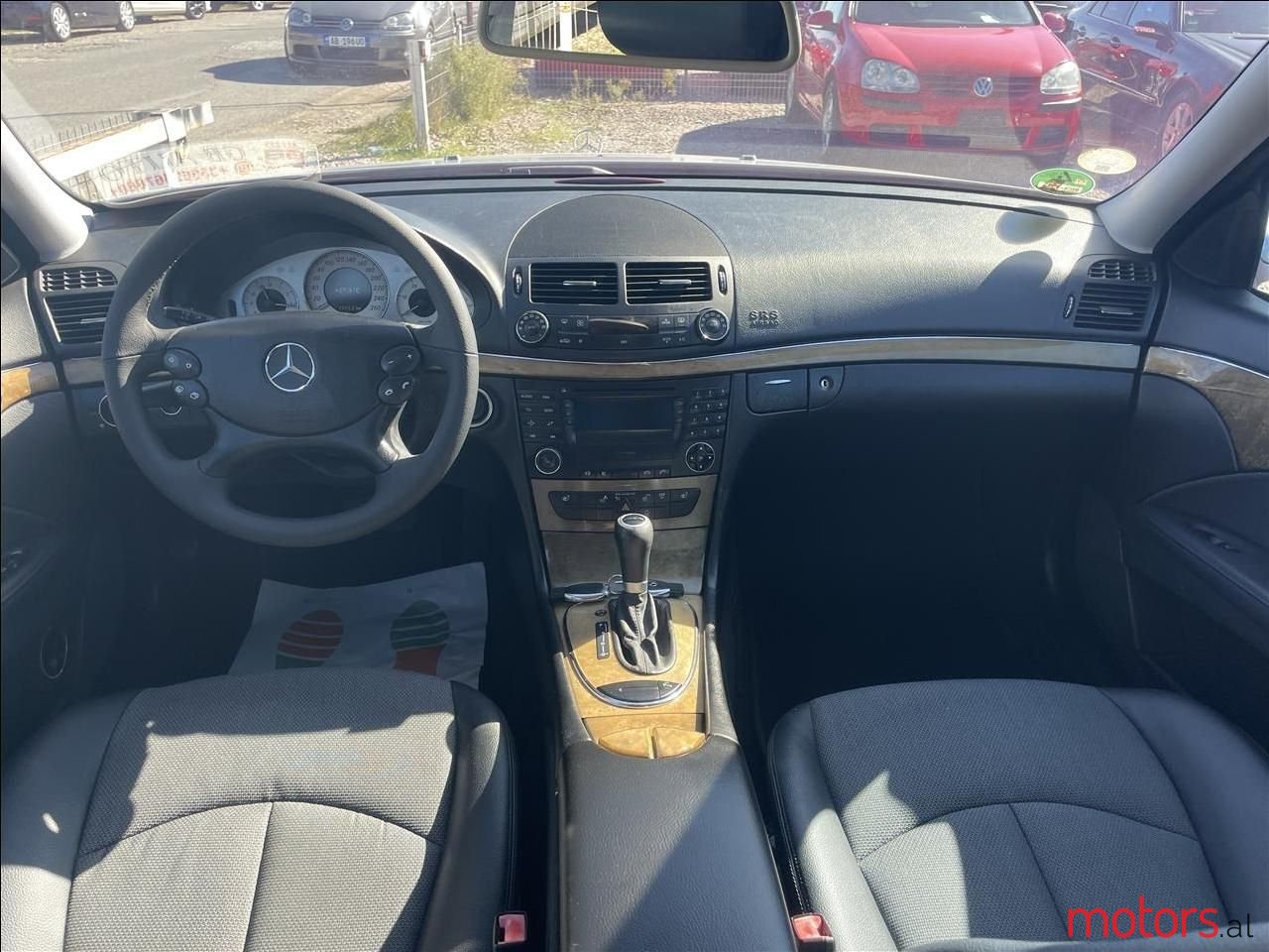 2008' Toyota Auris photo #2