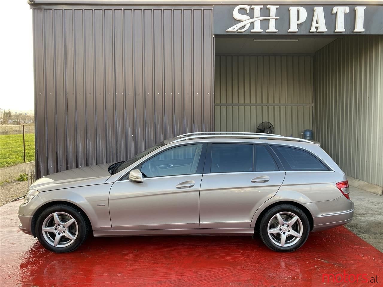 2009' Mercedes-Benz C 220 photo #5