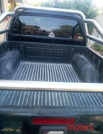 2005' Mitsubishi L200 photo #1