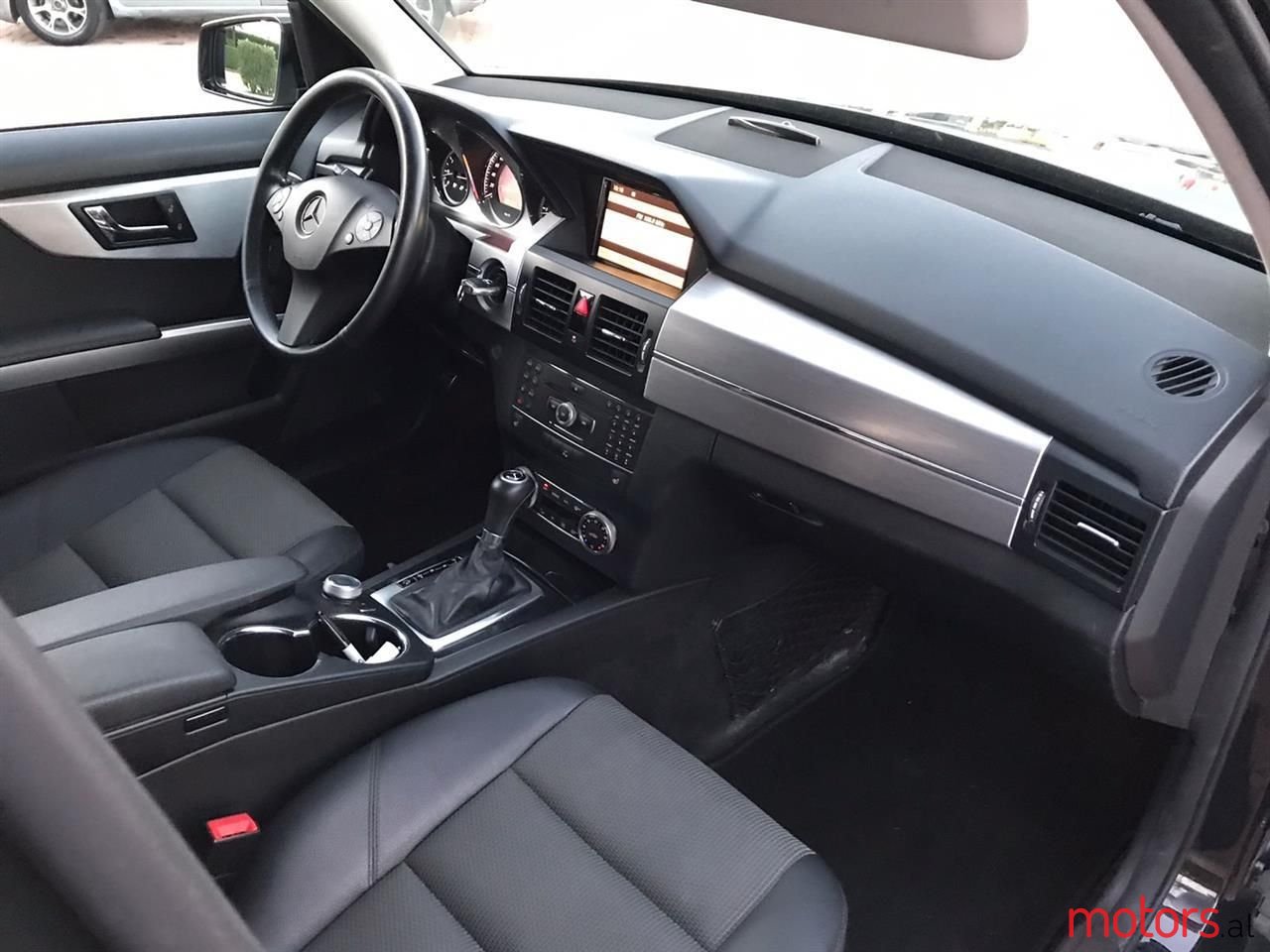 2011' Mercedes-Benz GLK 220 photo #5