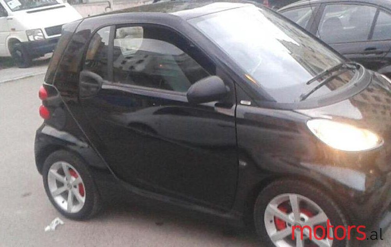 2011' Smart Fortwo photo #1