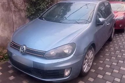 2009' Volkswagen Golf