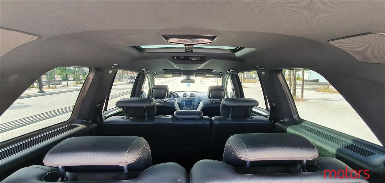 2012' Mercedes-Benz GL 350 photo #2