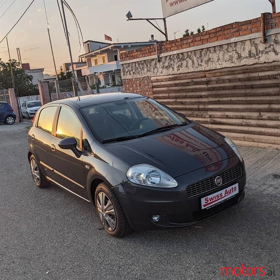 2007' Fiat Grande Punto photo #5