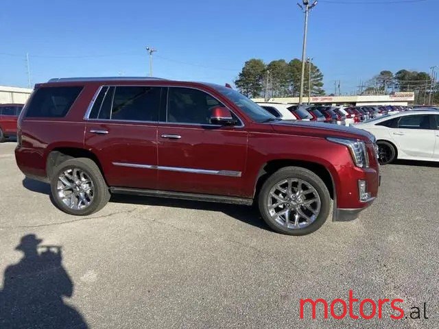 2017' Cadillac Escalade photo #1