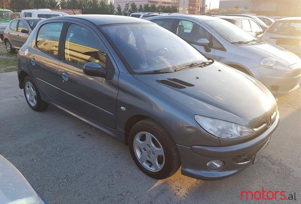 2006' Peugeot 206 photo #2