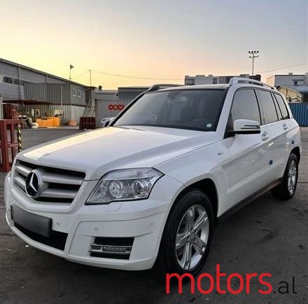 2012' Mercedes-Benz GLK 220 photo #2