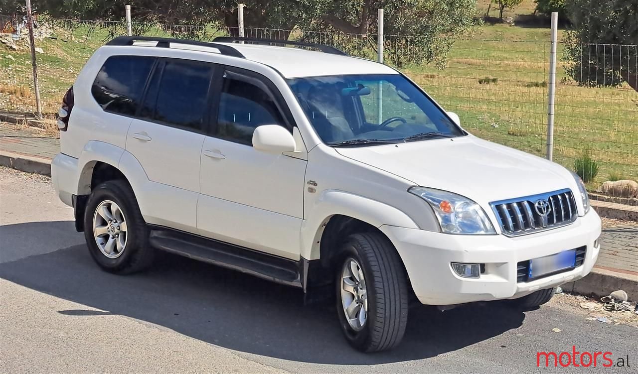 2007' Toyota Land Crusier photo #2