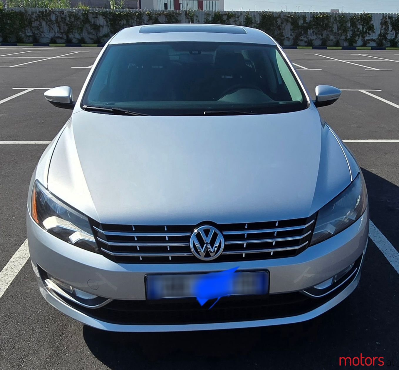 2013' Volkswagen Passat photo #5