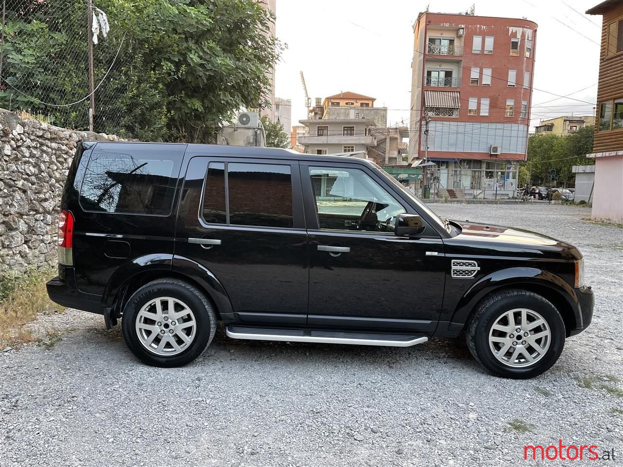 2010' Land Rover Discovery photo #5