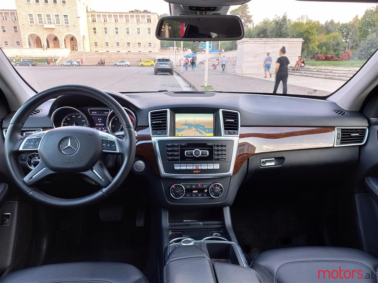 2012' Mercedes-Benz ML 350 photo #3