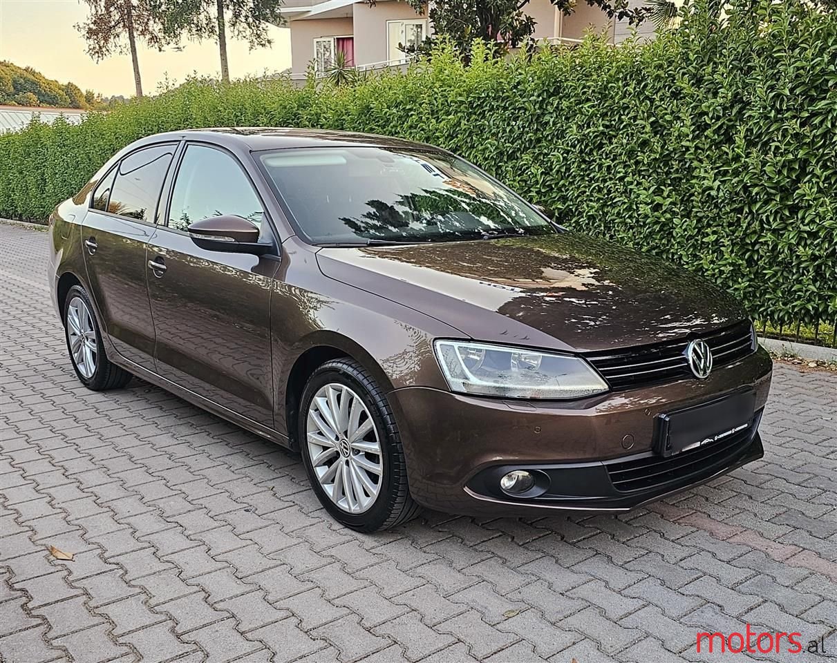 2013' Volkswagen Jetta photo #1