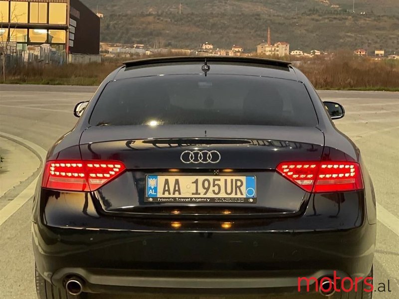 2010' Audi A5 photo #5