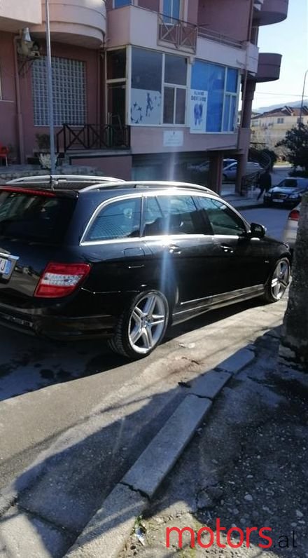 2008' Mercedes-Benz C 220 photo #3