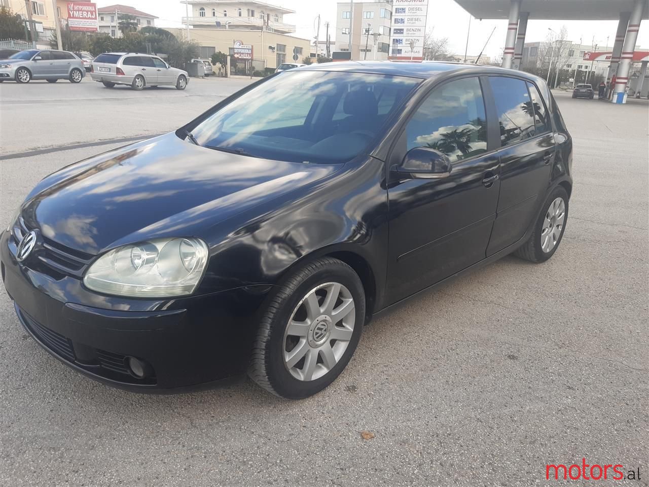 2006' Volkswagen Golf photo #2