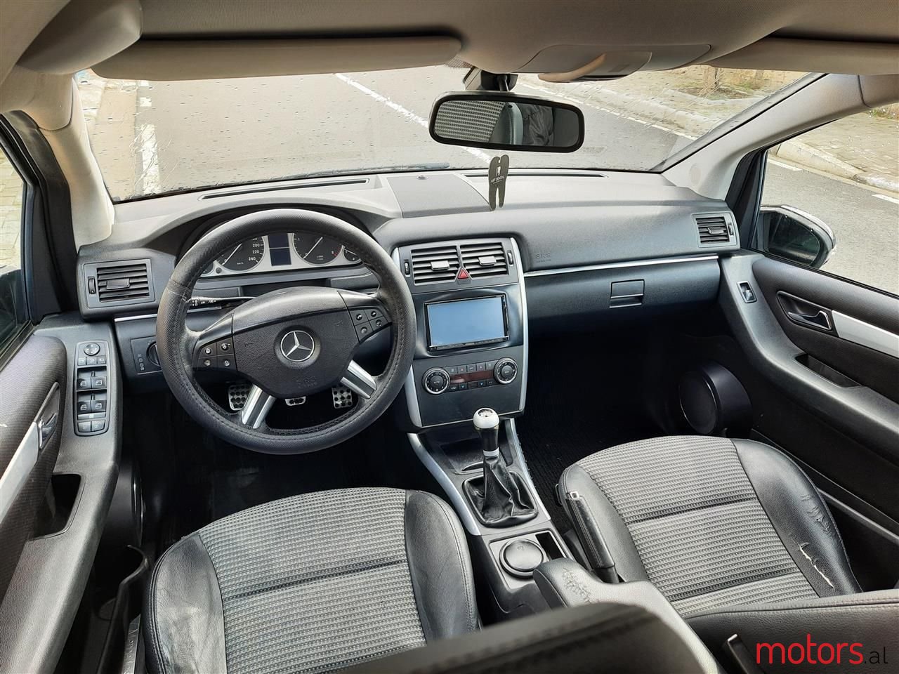 2008' Mercedes-Benz B 200 photo #2