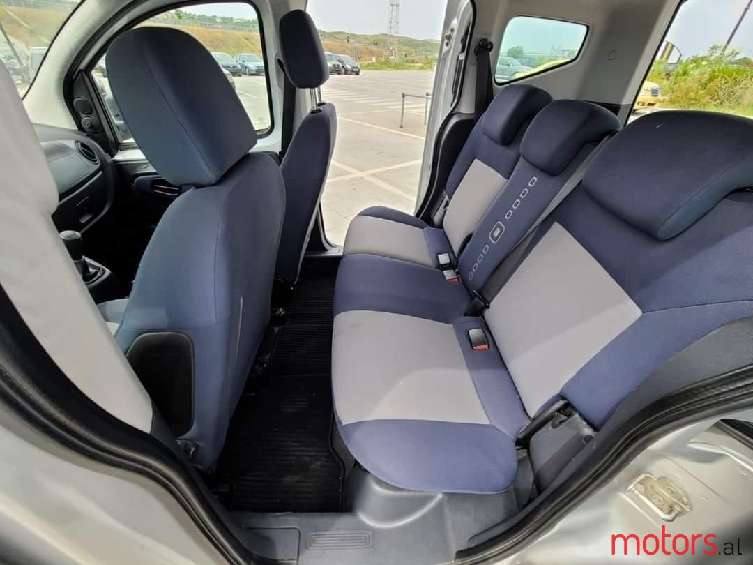 2010' Citroen Nemo photo #3