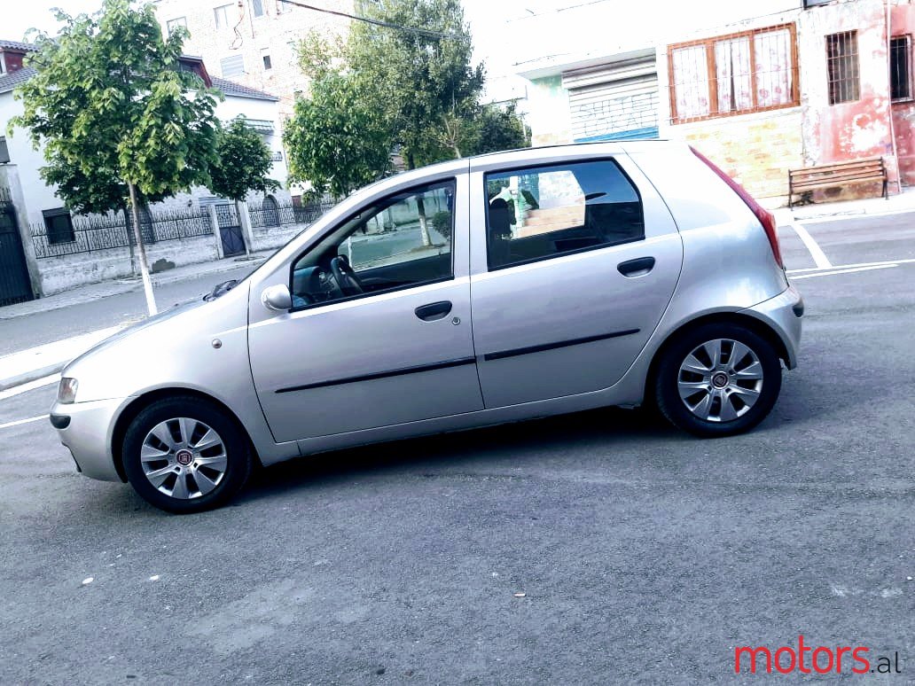 2001' Fiat Punto Fiat Punto 1.9 Nafte JTD Manua photo #2