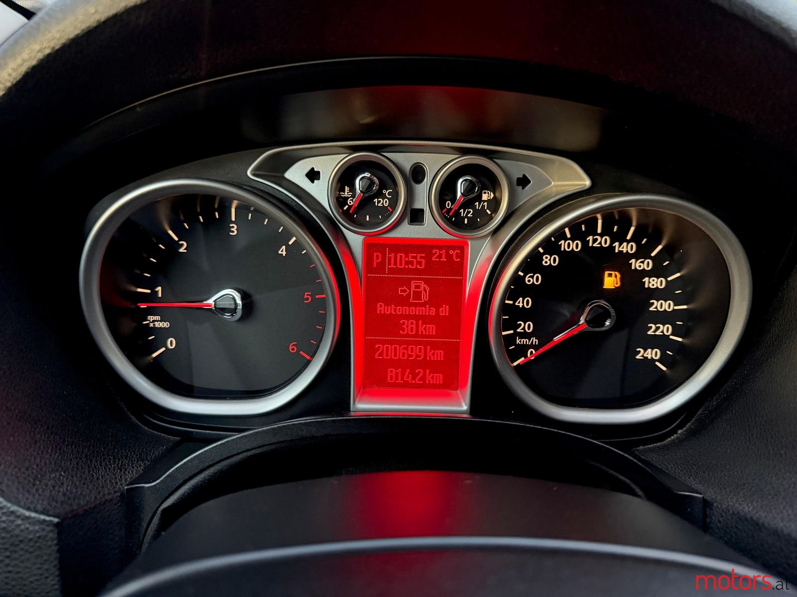 2011' Ford Kuga photo #4