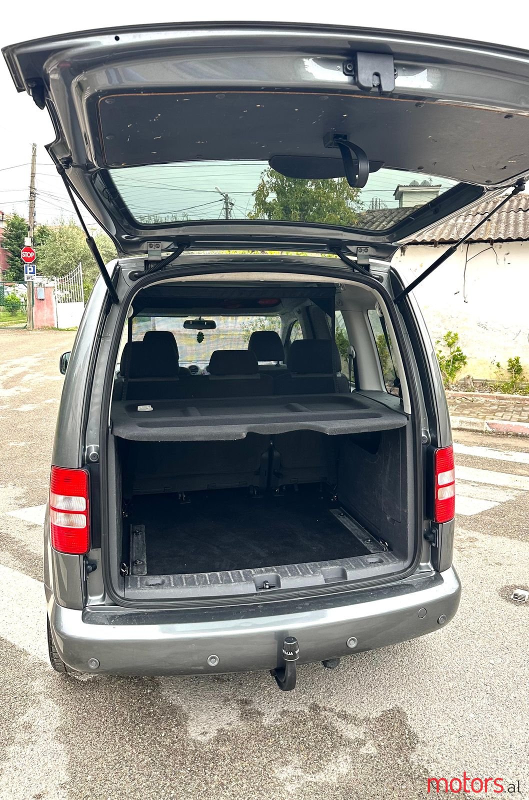 2012' Volkswagen Caddy photo #5