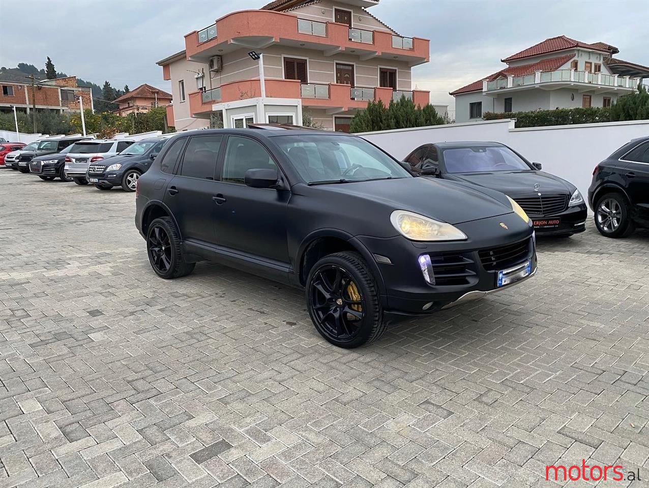 2007' Porsche Cayenne photo #2